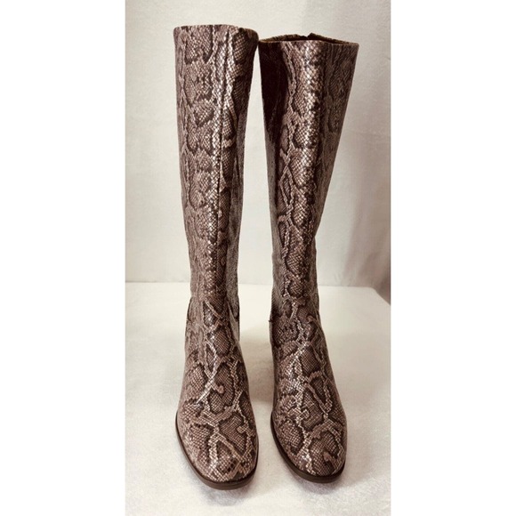 Born Womens Audrina Color: Brown‎ Snake Print Style Boots￼ F70257 Size 7 Boots - Picture 1 of 10